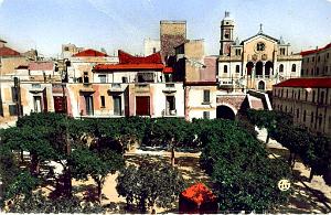 MB h- 001- eglise St-Louis et place de la perle